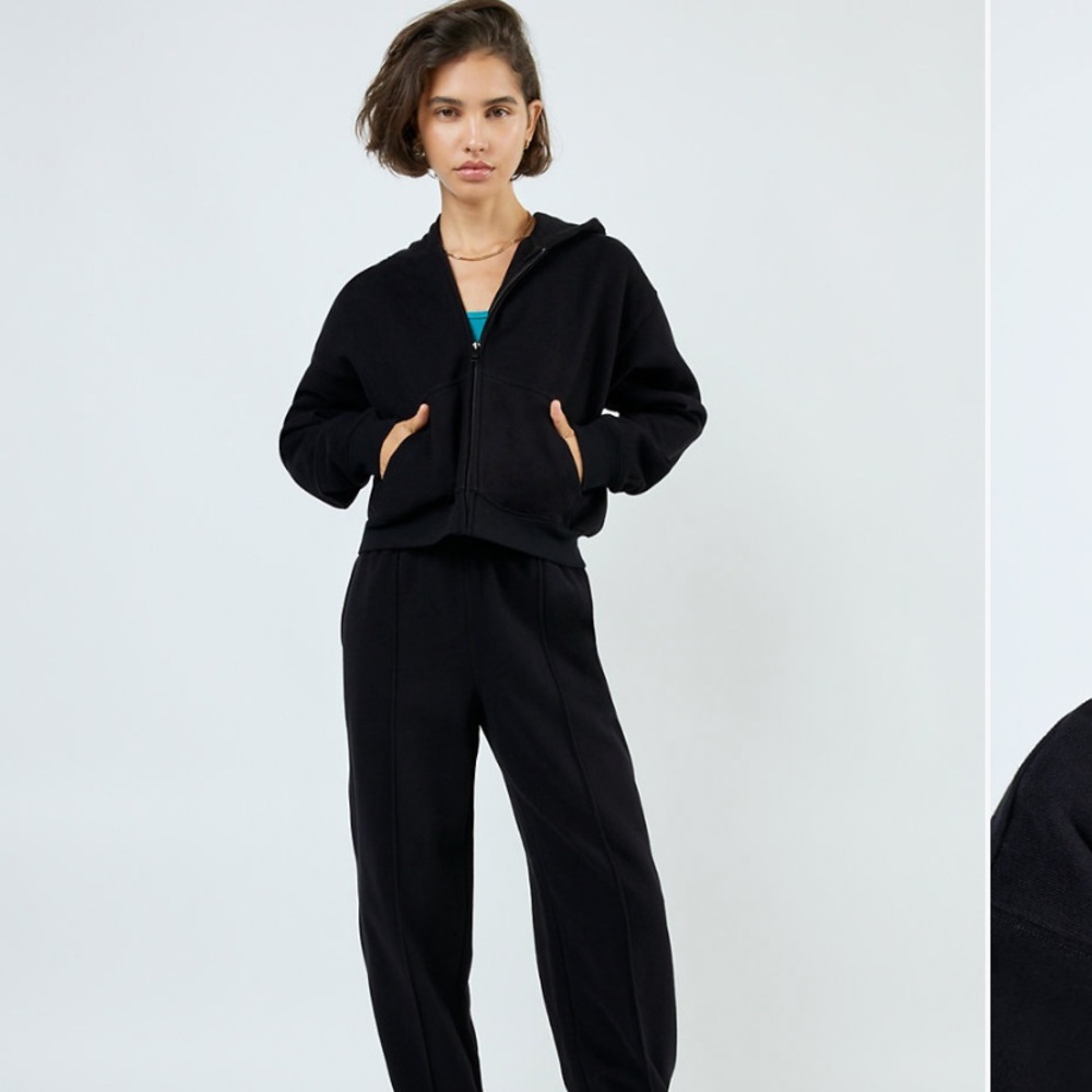 Tna Boxy Zip-up hoodie